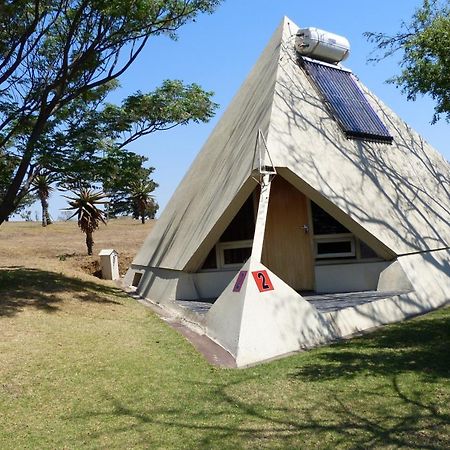 Pyramids Motel Van Reenen Exterior photo